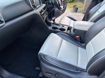 Kia Sportage 2.0 CRDi GT-Line S SUV 5dr Diesel Auto AWD Euro 6 (182 bhp)