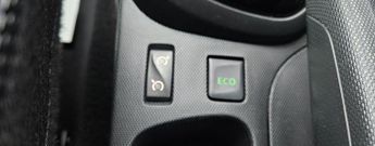 Renault Captur 1.5 dCi Dynamique S MediaNav EDC Euro 5 5dr