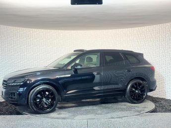 Volkswagen Touareg 3.0 TSI V6 Black Edition Tiptronic 4Motion Euro 6 (s/s) 5dr