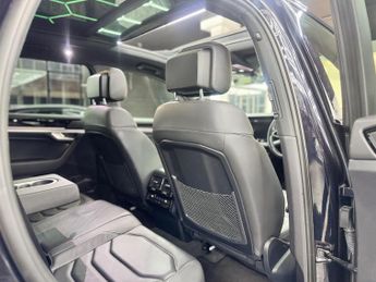 Volkswagen Touareg 3.0 TSI V6 Black Edition Tiptronic 4Motion Euro 6 (s/s) 5dr