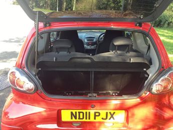 Toyota Aygo 1.0 VVT-i Go Hatchback 3dr Petrol Manual Euro 5 (67 ps)