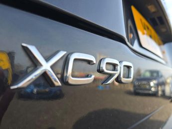Volvo XC90 2.4 D5 ES SUV 5dr Diesel Geartronic 4WD Euro 5 (200 ps)