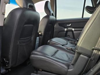 Volvo XC90 2.4 D5 ES SUV 5dr Diesel Geartronic 4WD Euro 5 (200 ps)