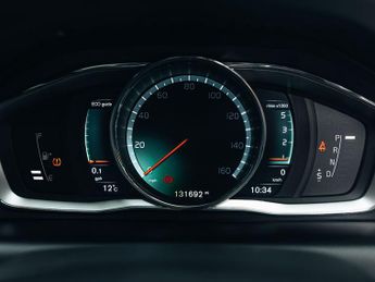 Volvo XC60 2.4 D5 R-Design Nav SUV 5dr Diesel Auto AWD Euro 6 (s/s) (220 ps