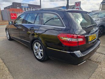 Mercedes-Benz E Class 2.1 E220 CDI BlueEfficiency Executive SE Estate 5dr Diesel G-Tro
