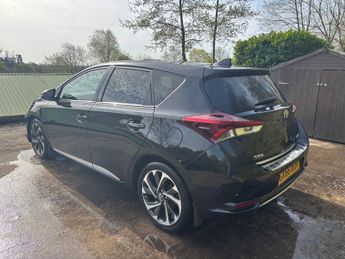 Toyota Auris 1.6 D-4D Design Hatchback 5dr Diesel Manual Euro 6 (s/s) (112 ps