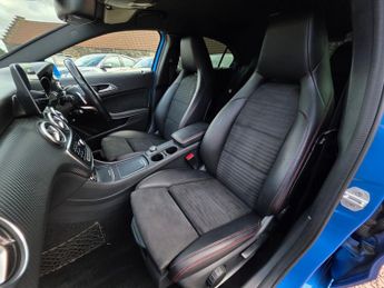 Mercedes-Benz A Class 2.1 A200d AMG Line Hatchback 5dr Diesel 7G-DCT Euro 6 (s/s) (136