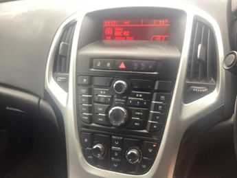 Vauxhall Astra 1.6i Excite Hatchback 5dr Petrol Manual Euro 6 (115 ps)