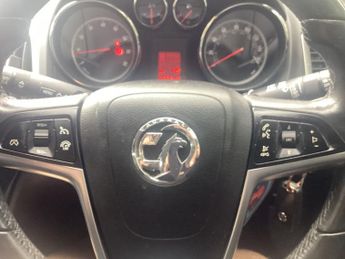 Vauxhall Astra 1.6i Excite Hatchback 5dr Petrol Manual Euro 6 (115 ps)