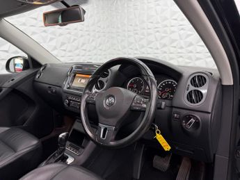 Volkswagen Tiguan 2.0 TDI BlueMotion Tech SE DSG 4WD Euro 5 (s/s) 5dr