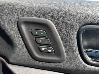 Honda CR-V 2.0 i-VTEC EX SUV 5dr Petrol Auto 4WD Euro 6 (155 ps)