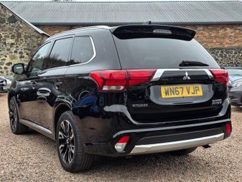 Mitsubishi Outlander 2.0h 12kWh 5h SUV 5dr Petrol Plug-in Hybrid CVT 4WD Euro 6 (s/s)