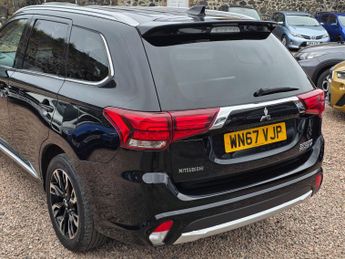 Mitsubishi Outlander 2.0h 12kWh 5h SUV 5dr Petrol Plug-in Hybrid CVT 4WD Euro 6 (s/s)