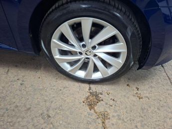 Skoda Superb 2.0 TSI SE L Executive DSG Euro 6 (s/s) 5dr