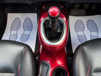 Nissan Juke 1.5 dCi Tekna Euro 6 (s/s) 5dr