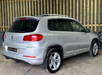 Volkswagen Tiguan 2.0 TDI BlueMotion Tech R-Line SUV 5dr Diesel DSG 4WD Euro 5 (s/