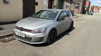 Volkswagen Golf GTi 2.0 TSI BlueMotion Tech GTI Euro 6 (s/s) 3dr