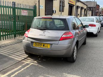 Renault Megane 1.6 VVT Dynamique 3dr