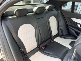 Mercedes-Benz C Class 4.0 C63 V8 BiTurbo AMG (Premium) SpdS MCT Euro 6 (s/s) 4dr