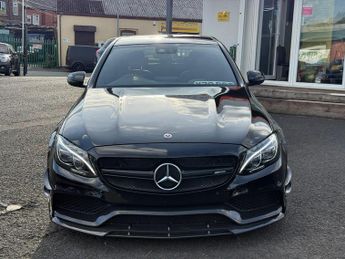 Mercedes-Benz C Class 4.0 C63 V8 BiTurbo AMG (Premium) SpdS MCT Euro 6 (s/s) 4dr