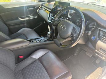 Toyota C-HR 1.8 VVT-h Excel SUV 5dr Petrol Hybrid CVT Euro 6 (s/s) (122 ps)