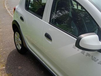 Dacia Sandero Stepway 1.5 dCi Ambiance Hatchback 5dr Diesel Manual Euro 6 (s/s) (90 ps