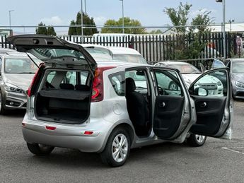 Nissan Note 1.6 16V Acenta Auto Euro 4 5dr