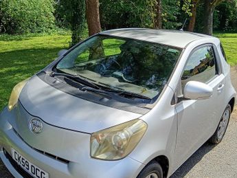 Toyota iQ 1.0 VVT-i 2 Hatchback 3dr Petrol Multidrive Euro 4 (68 bhp)