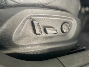 Audi Q3 2.0 TDI SE S Tronic quattro Euro 5 (s/s) 5dr