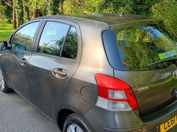 Toyota Yaris 1.33 Dual VVT-i T Spirit Hatchback 5dr Petrol MultiMode Euro 5 (