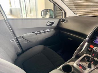 Peugeot 3008 1.6 e-HDi Allure EGC Euro 5 (s/s) 5dr