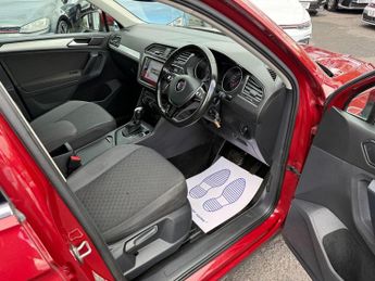 Volkswagen Tiguan 2.0 TDI SE Navigation DSG Euro 6 (s/s) 5dr