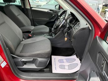 Volkswagen Tiguan 2.0 TDI SE Navigation DSG Euro 6 (s/s) 5dr