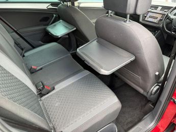 Volkswagen Tiguan 2.0 TDI SE Navigation DSG Euro 6 (s/s) 5dr