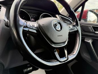 Volkswagen Tiguan 2.0 TDI SE Navigation DSG Euro 6 (s/s) 5dr