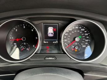 Volkswagen Tiguan 2.0 TDI SE Navigation DSG Euro 6 (s/s) 5dr