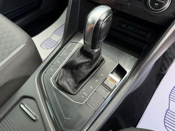 Volkswagen Tiguan 2.0 TDI SE Navigation DSG Euro 6 (s/s) 5dr
