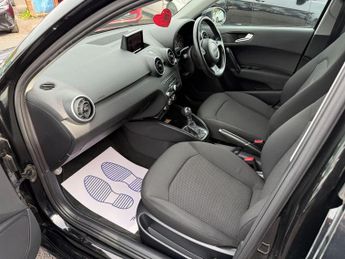Audi A1 1.0 TFSI Sport Sportback 5dr Petrol S Tronic Euro 6 (s/s) (Nav) 