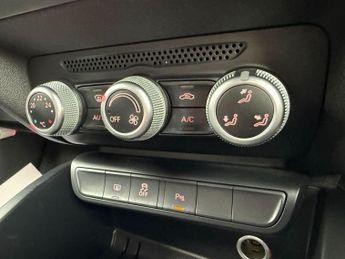Audi A1 1.0 TFSI Sport Sportback 5dr Petrol S Tronic Euro 6 (s/s) (Nav) 