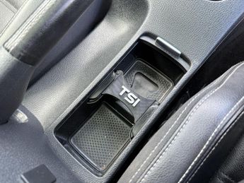 Volkswagen Scirocco 2.0 TSI BlueMotion Tech R DSG Euro 6 (s/s) 3dr