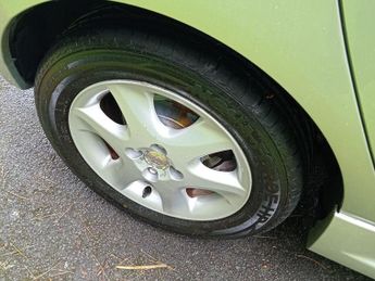 Toyota Corolla 1.6 VVT-i Colour Collection Hatchback 5dr Petrol Automatic (190 