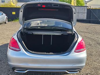 Mercedes-Benz C Class 2.1 C300dh Sport (Premium Plus) Saloon 4dr Diesel Hybrid G-Troni