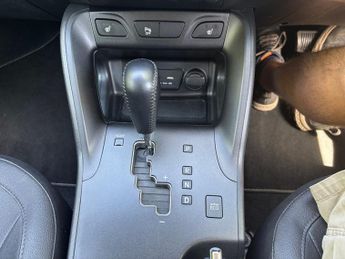 Hyundai IX35 2.0 CRDi SE SUV 5dr Diesel Auto 4WD Euro 5 (134 bhp)