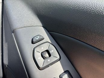 Hyundai IX35 2.0 CRDi SE SUV 5dr Diesel Auto 4WD Euro 5 (134 bhp)