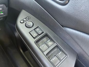 Honda CR-V 2.0 i-VTEC SR SUV 5dr Petrol Auto 4WD Euro 6 (155 ps)