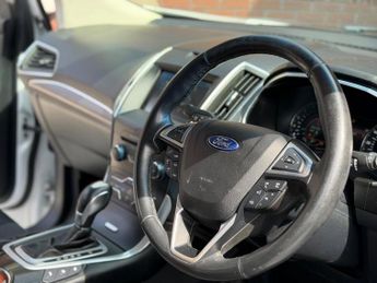 Ford Edge 2.0 TDCi Titanium Powershift AWD Euro 6 (s/s) 5dr