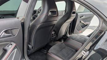 Mercedes-Benz CLA 2.1 CLA220d AMG Line Coupe 7G-DCT 4MATIC Euro 6 (s/s) 4dr