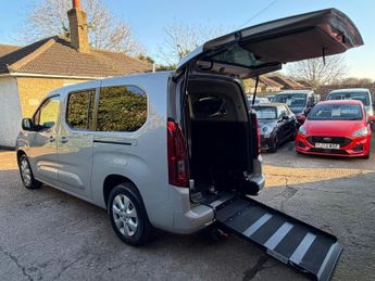 Vauxhall Combo Life SE XL S/S WAV Conversion