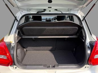 Suzuki Swift SZ5 DUALJET MHEV