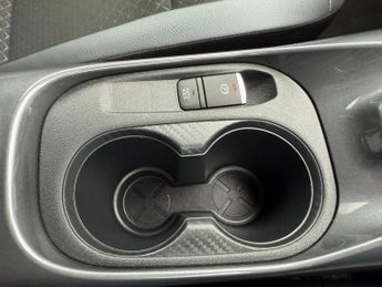 Nissan Juke DIG-T N-CONNECTA DCT